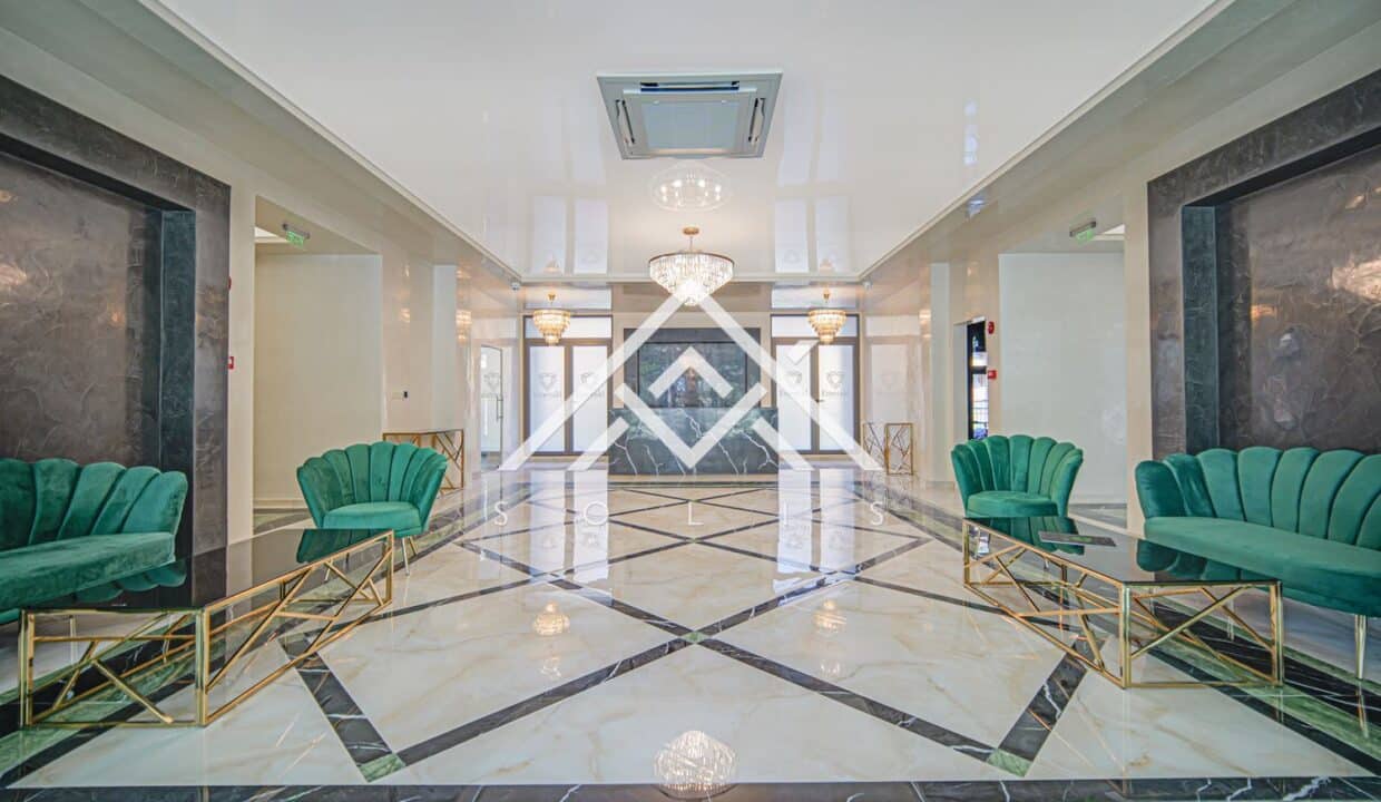 Exclusive apartment complex EmeraldApartments with classicarchitectureperfectlocationandsafeenvironment-1