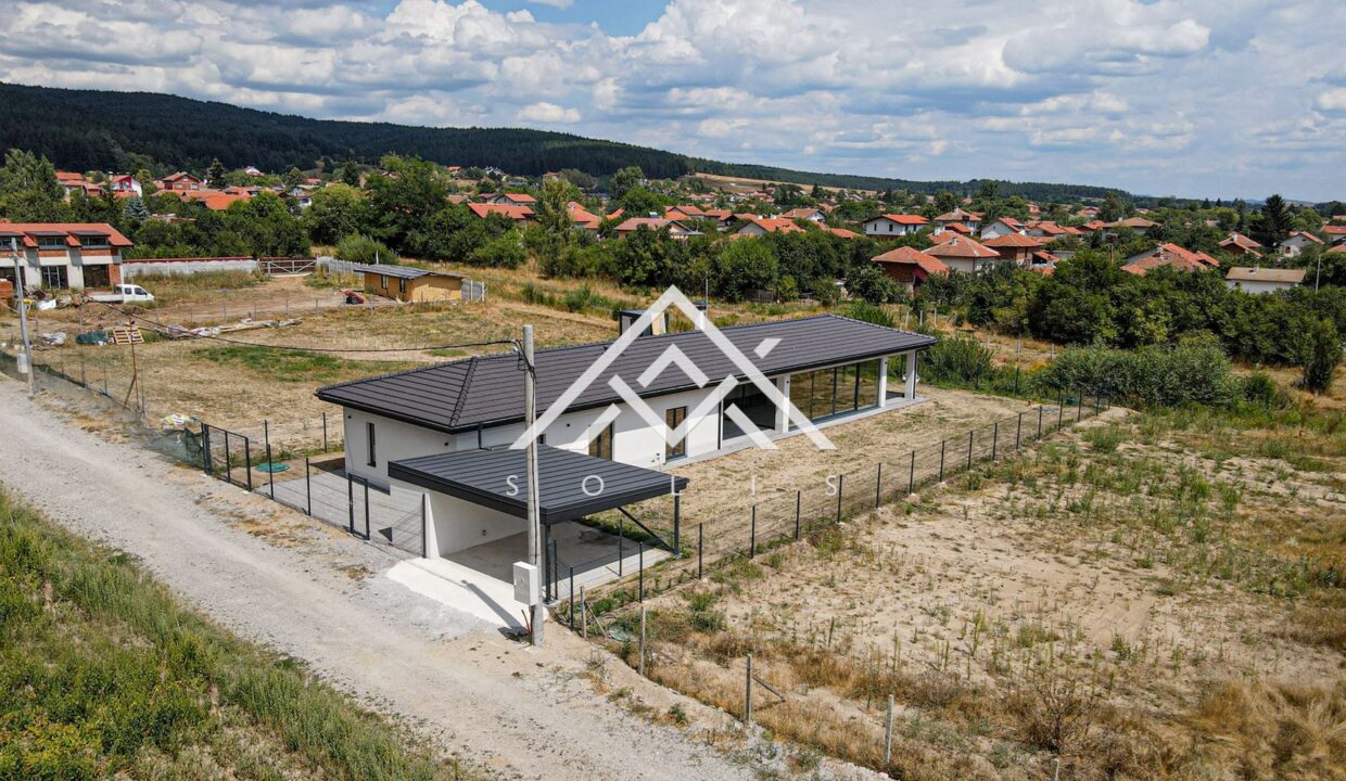 House - Sofia, region, village Relyovo-2