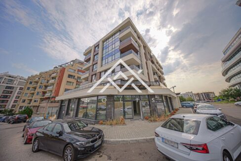 Prestigious commercial space in Manastirski Livadi - East - 0