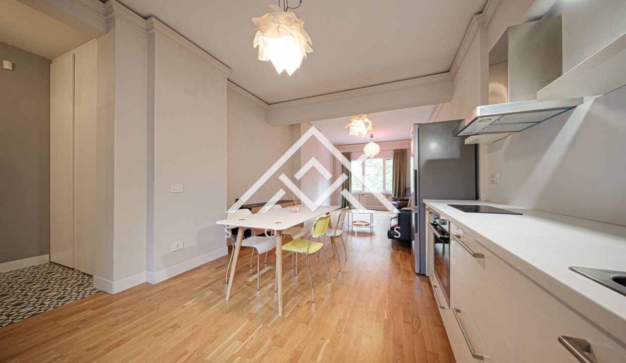 Modern and contemporary two bedroom property in the centre of Sofia-1