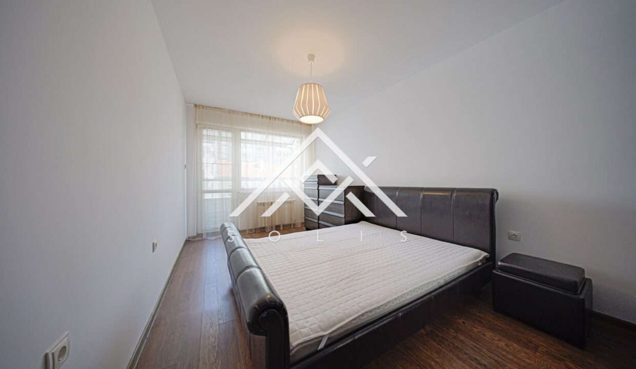 Two-bedroom apartment with convenient location in. Banishora-13