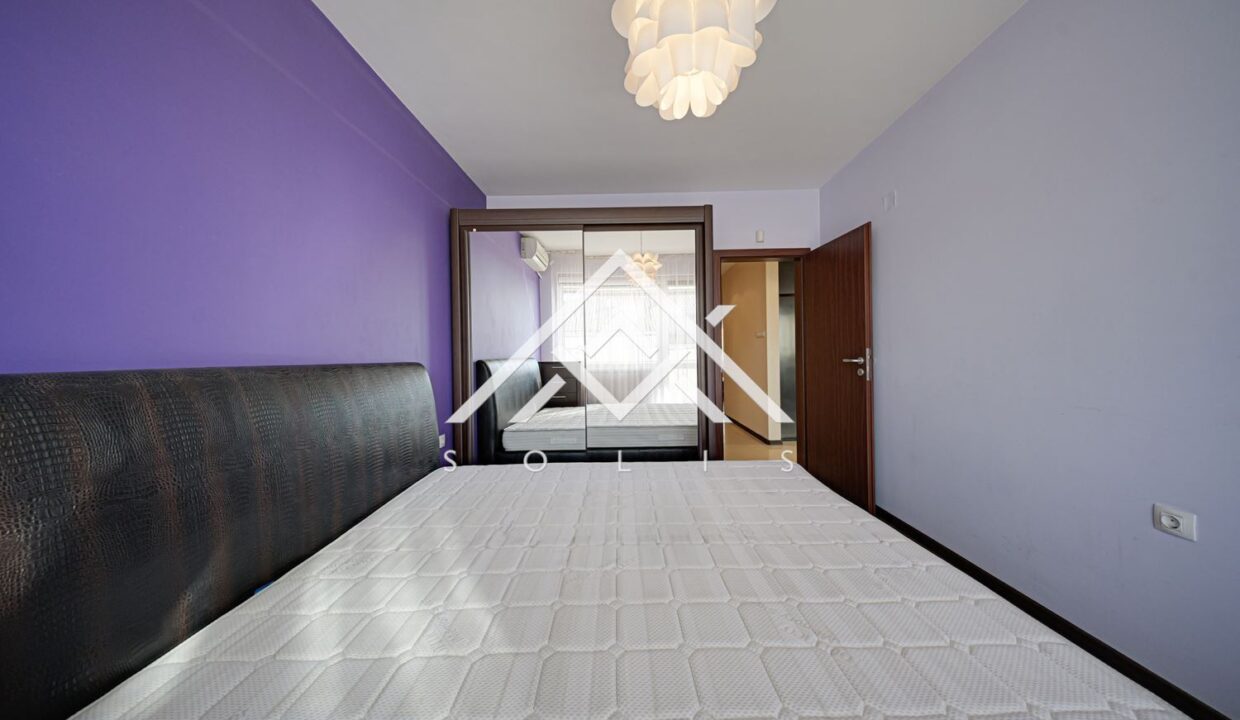 Two-bedroom apartment with convenient location in. Banishora-8