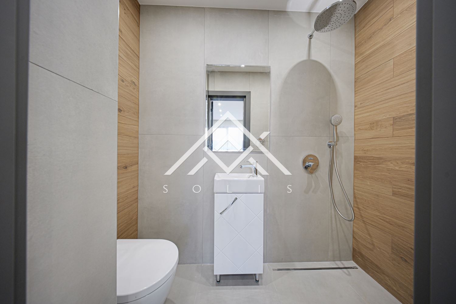 Contemporary house with modern interior and convenient location for sale in Kv. Boyana - 0