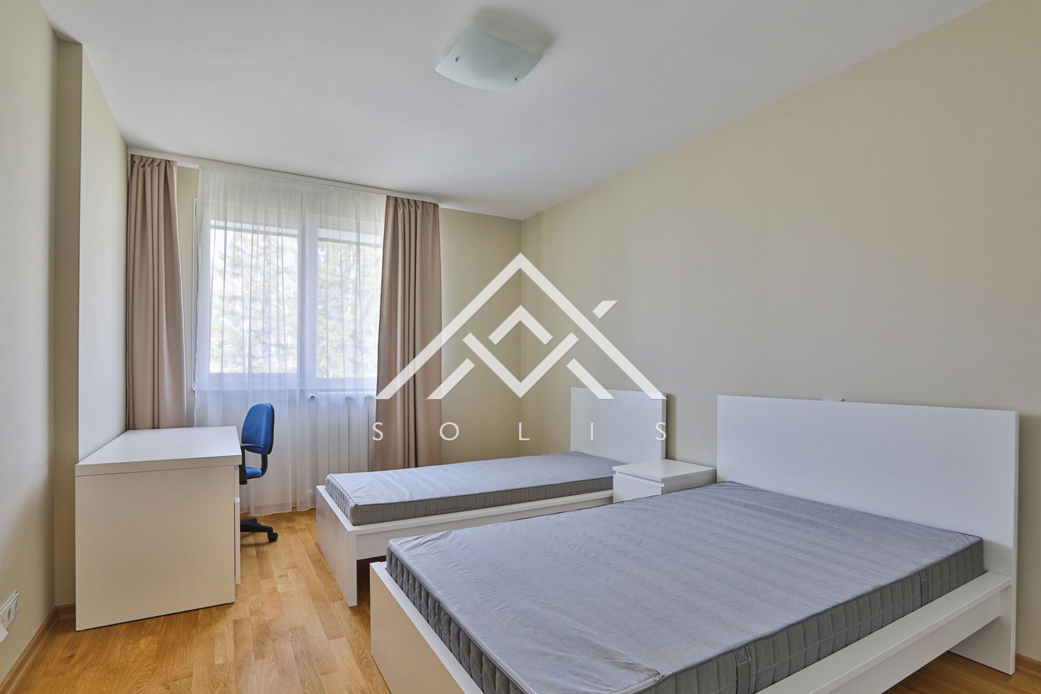 Просторен четиристаен апартамент под наем в Residential Park Sofia - 0
