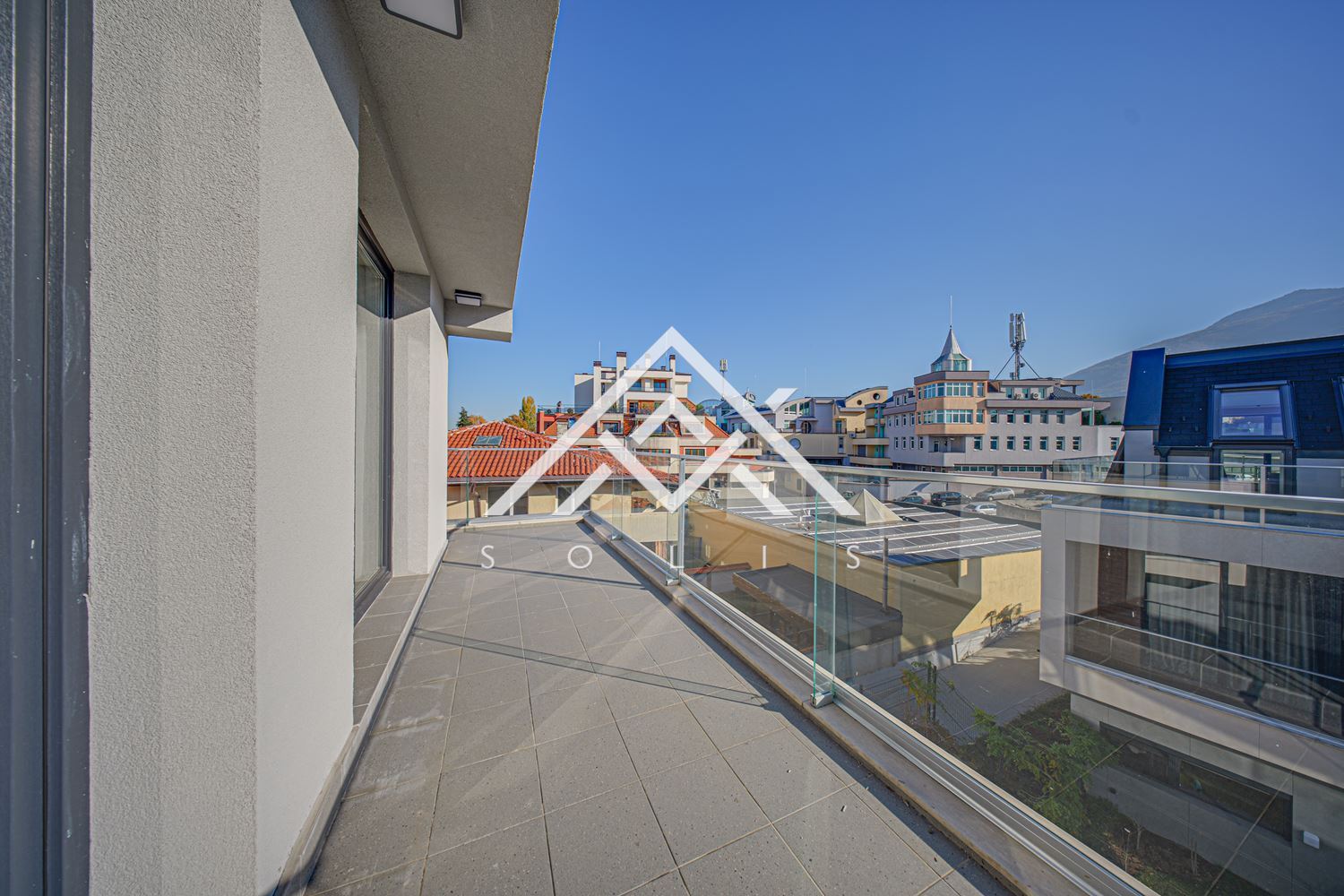 Contemporary house with modern interior and convenient location for sale in Kv. Boyana - 0