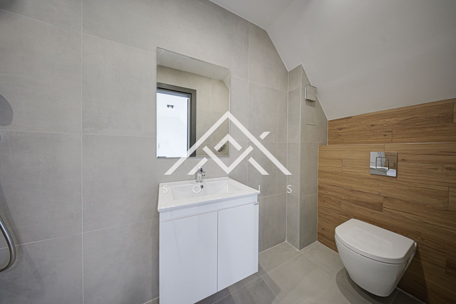 Contemporary house with modern interior and convenient location for sale in Kv. Boyana - 0