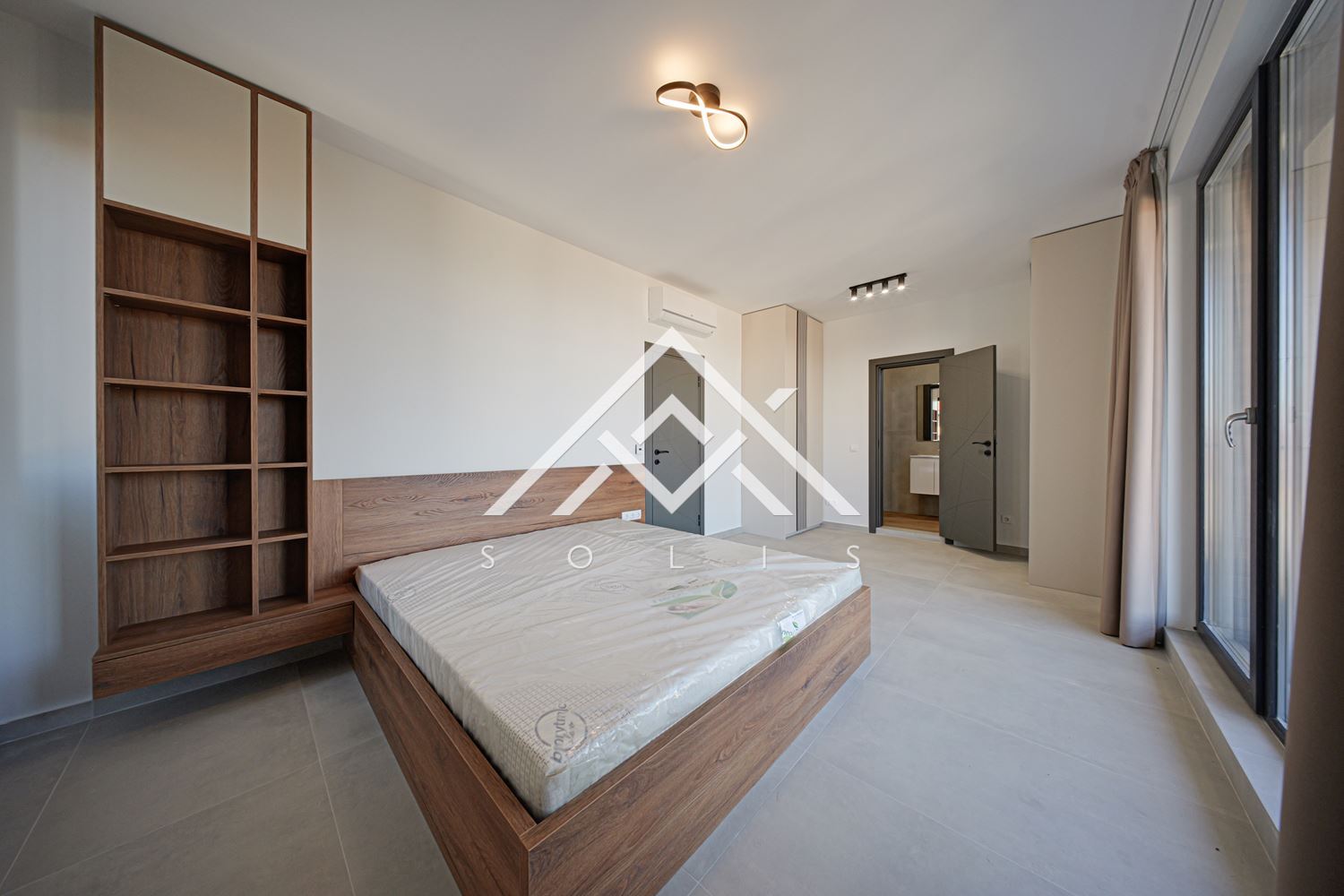 Contemporary house with modern interior and convenient location for sale in Kv. Boyana - 0