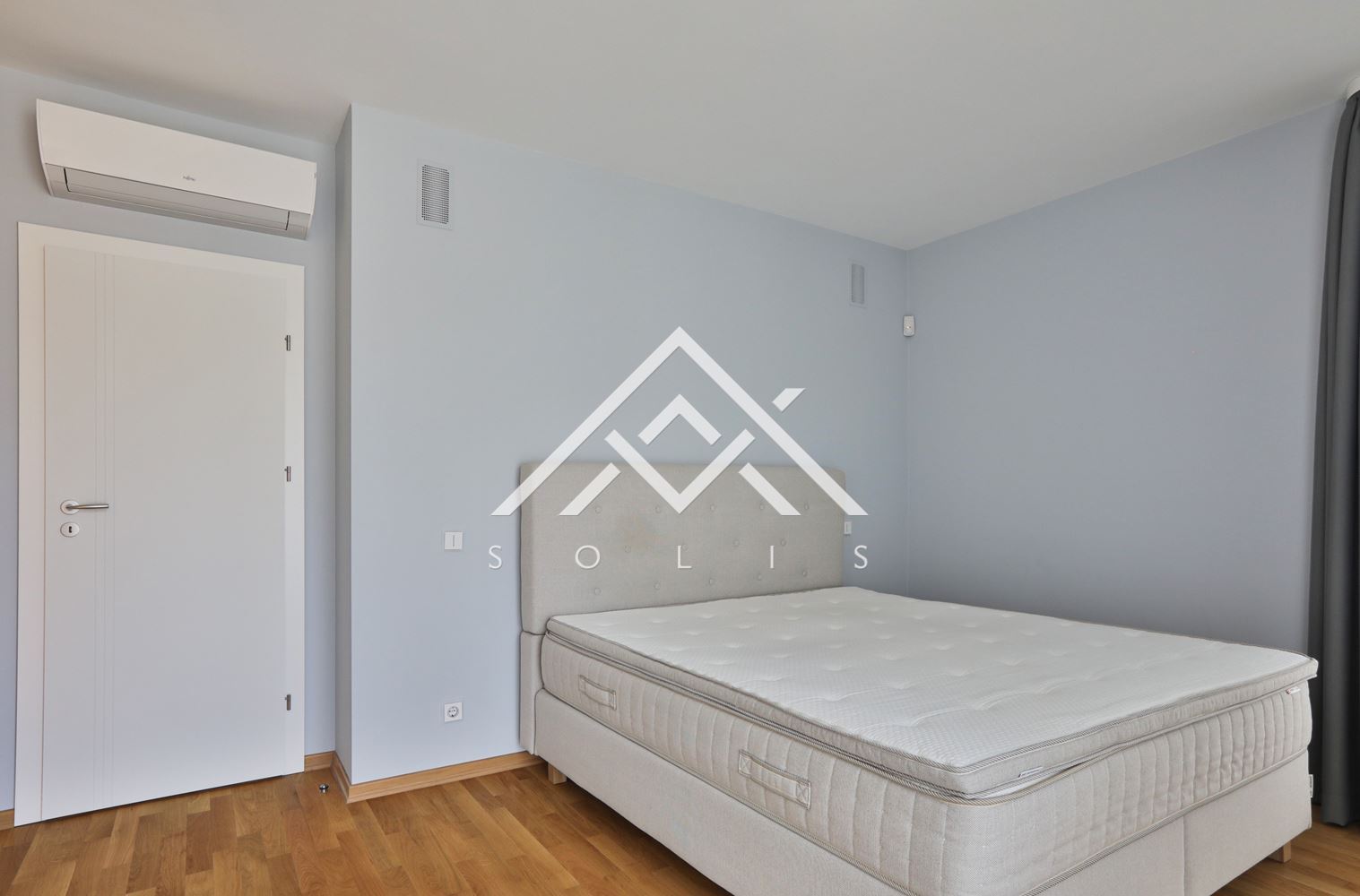 Просторен четиристаен апартамент под наем в Residential Park Sofia - 0