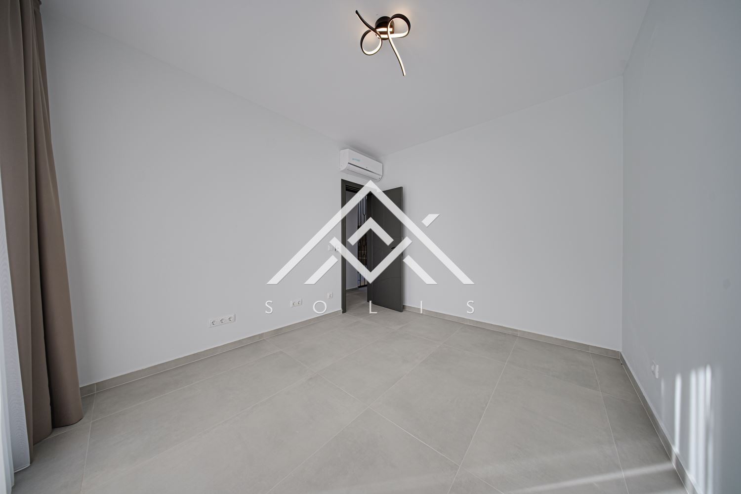 Contemporary house with modern interior and convenient location for sale in Kv. Boyana - 0