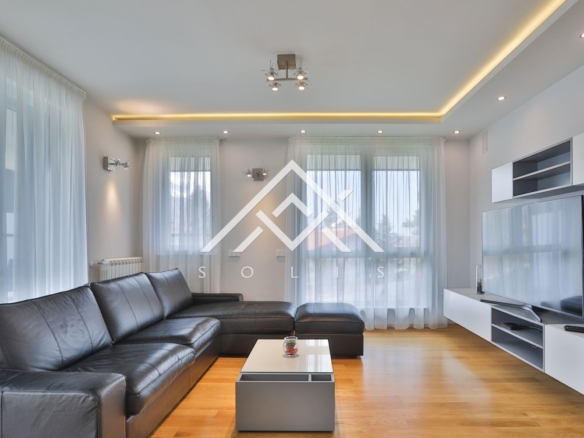 Просторен четиристаен апартамент под наем в Residential Park Sofia - 0