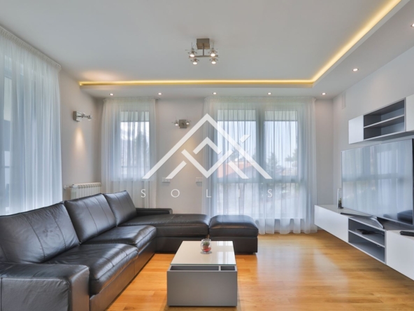 Просторен четиристаен апартамент под наем в Residential Park Sofia - 0