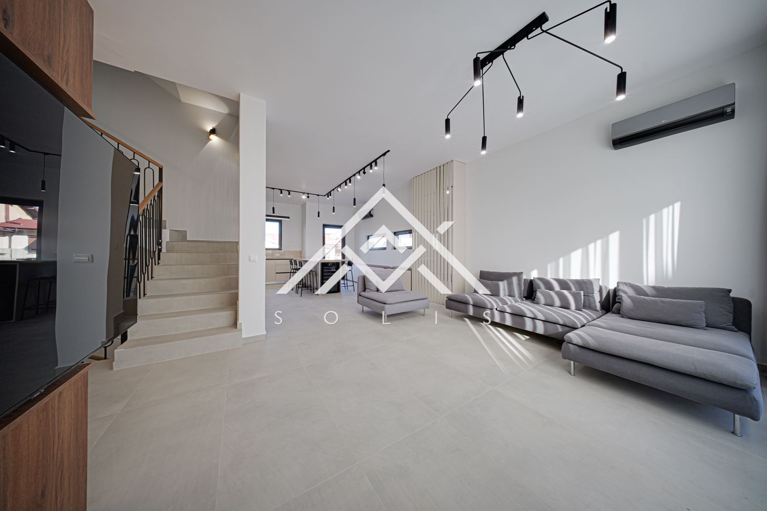 Contemporary house with modern interior and convenient location for sale in Kv. Boyana - 0