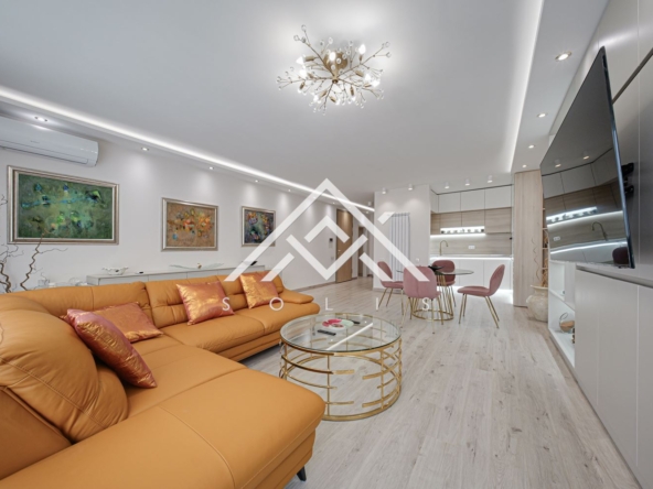 Elegant two bedroom apartment for rent in Flora Park - 0