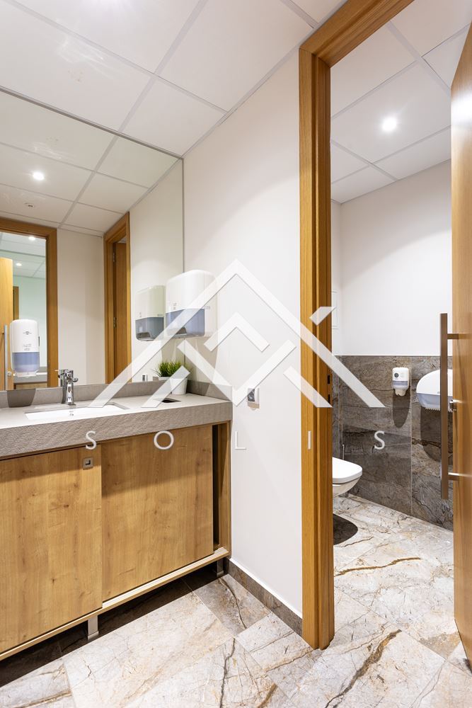 Design office with 46 workplaces in the renovated business center Rubix on Tsarigradsko Shose Blvd - 0