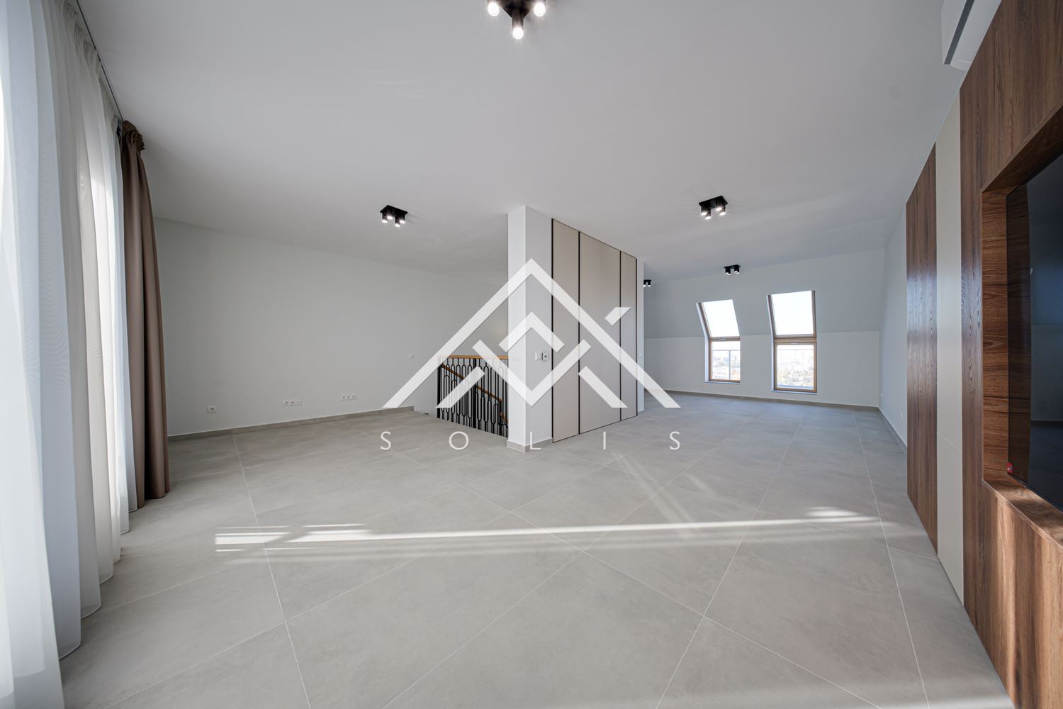 Contemporary house with modern interior and convenient location for sale in Kv. Boyana - 0