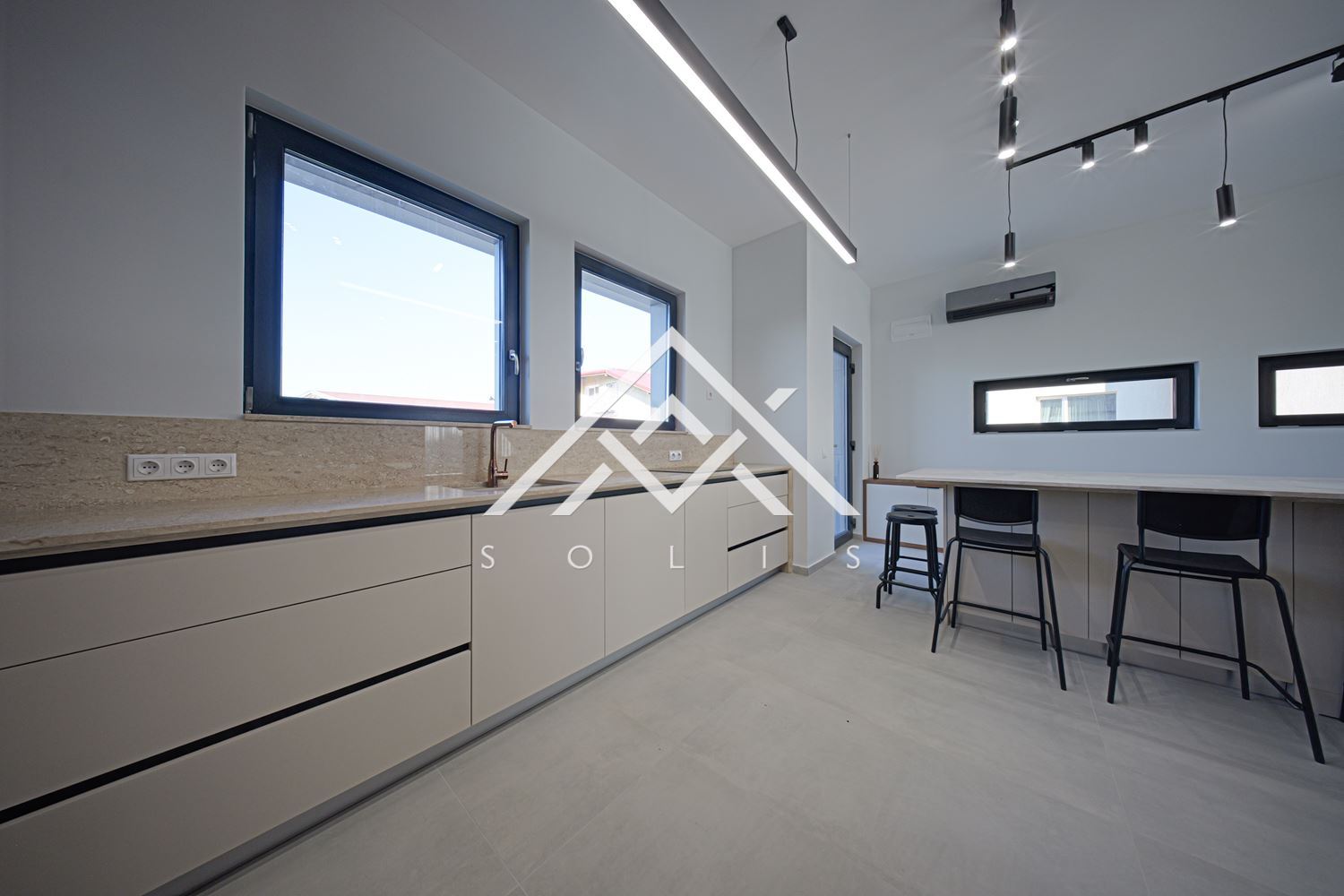 Contemporary house with modern interior and convenient location for sale in Kv. Boyana - 0
