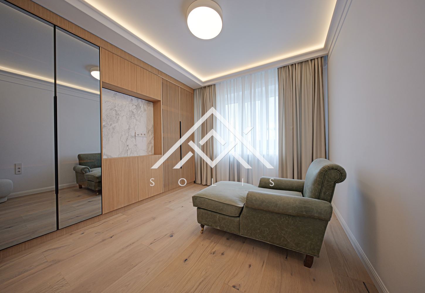 Elite apartment for sale located in a prestigious building in one of the most desirable areas of Sofia  Doctor's Monument - 0