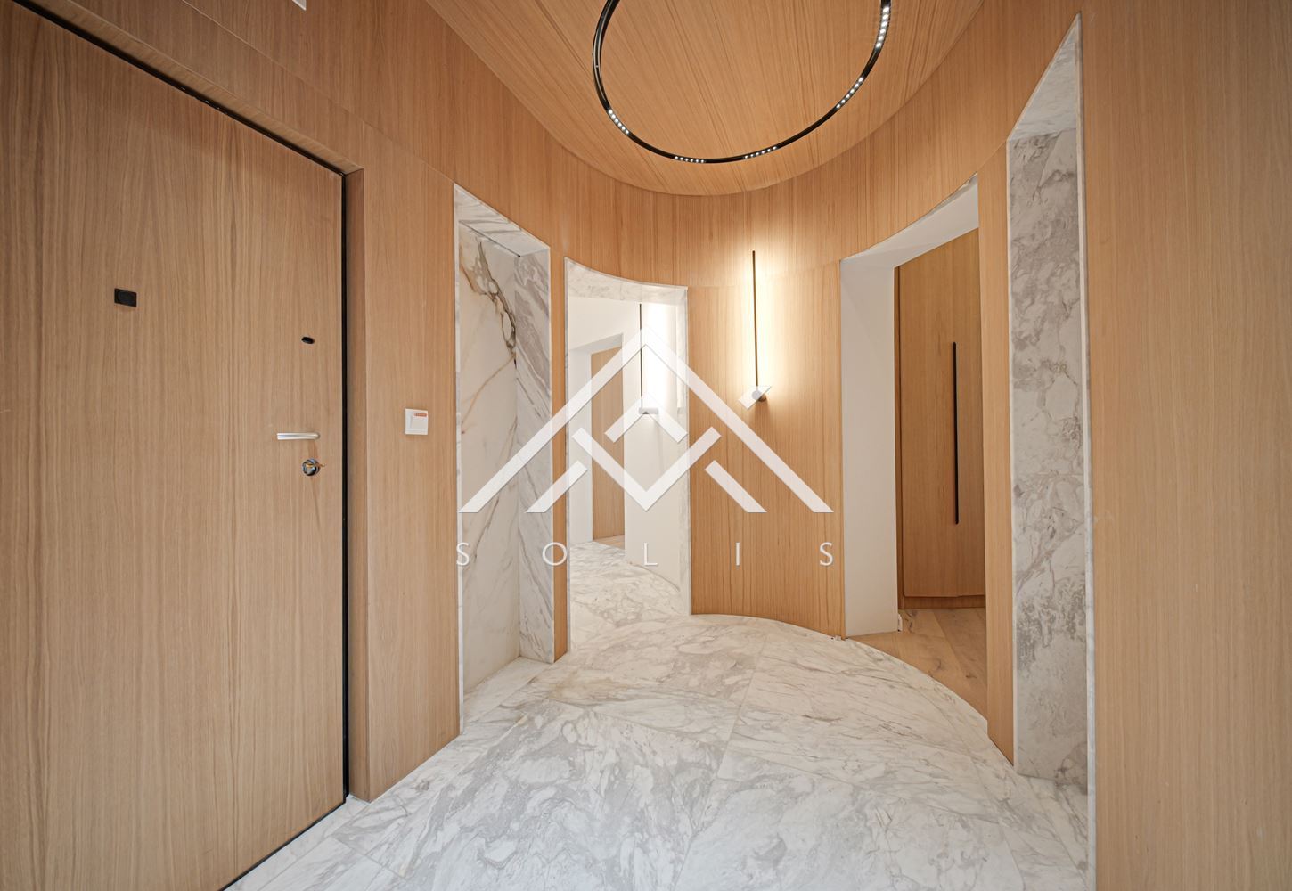 Elite apartment for sale located in a prestigious building in one of the most desirable areas of Sofia  Doctor's Monument - 0