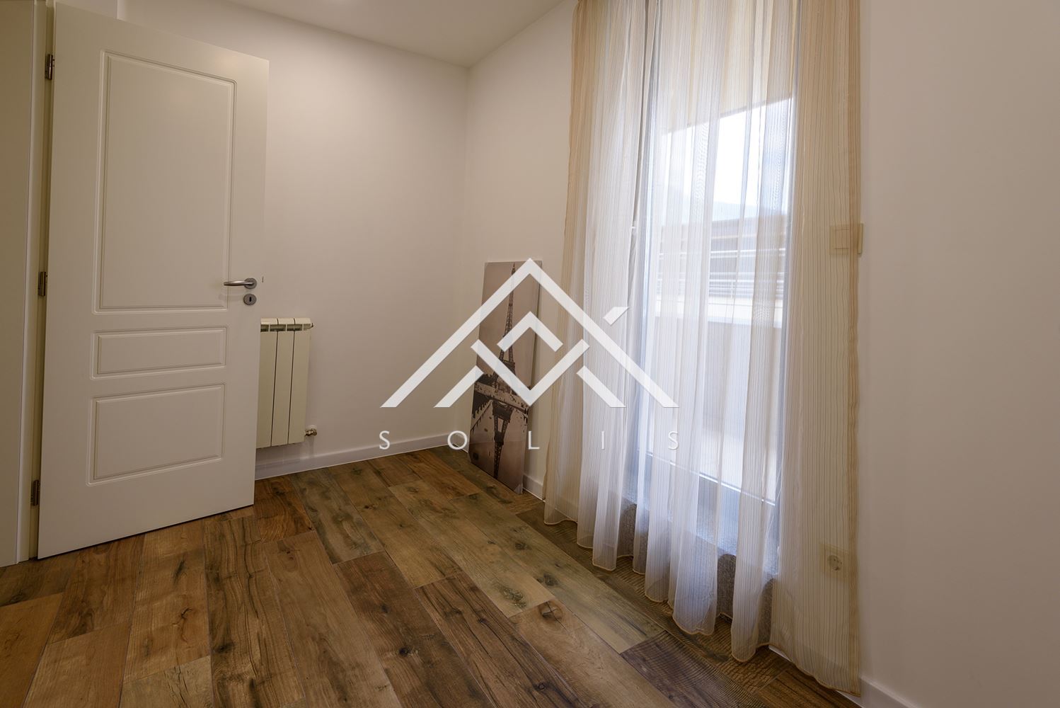 Three-story apartment with parking space for rent in a closed complex in Simeonovo Square - 0