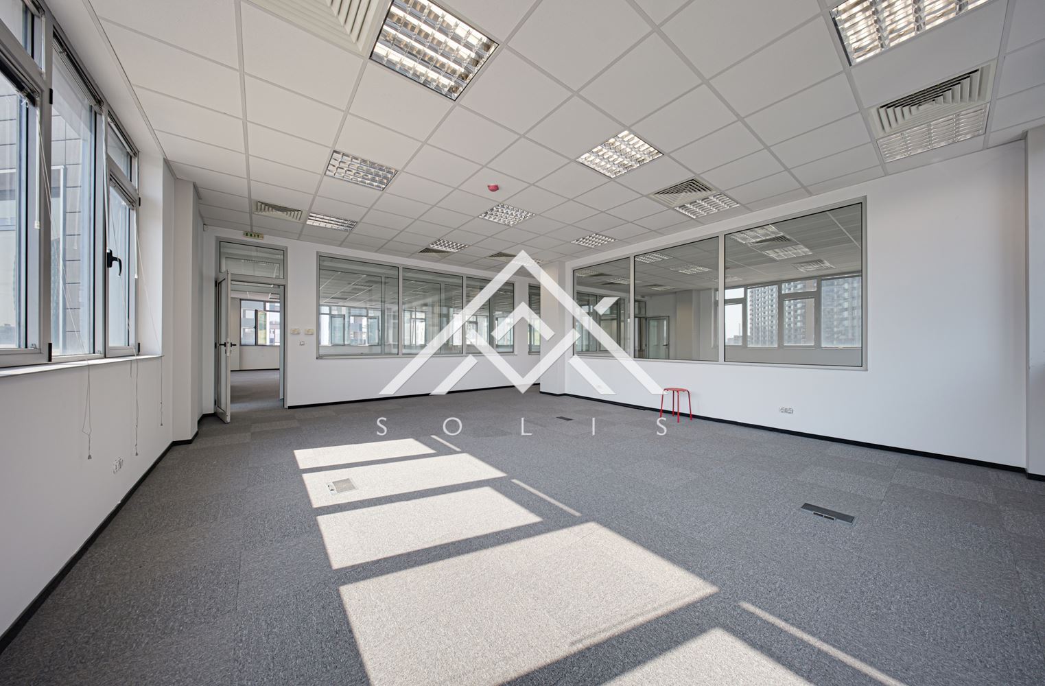 Office space for rent in Druzhba residential complex — near the metro station, with 30 parking spaces - 0