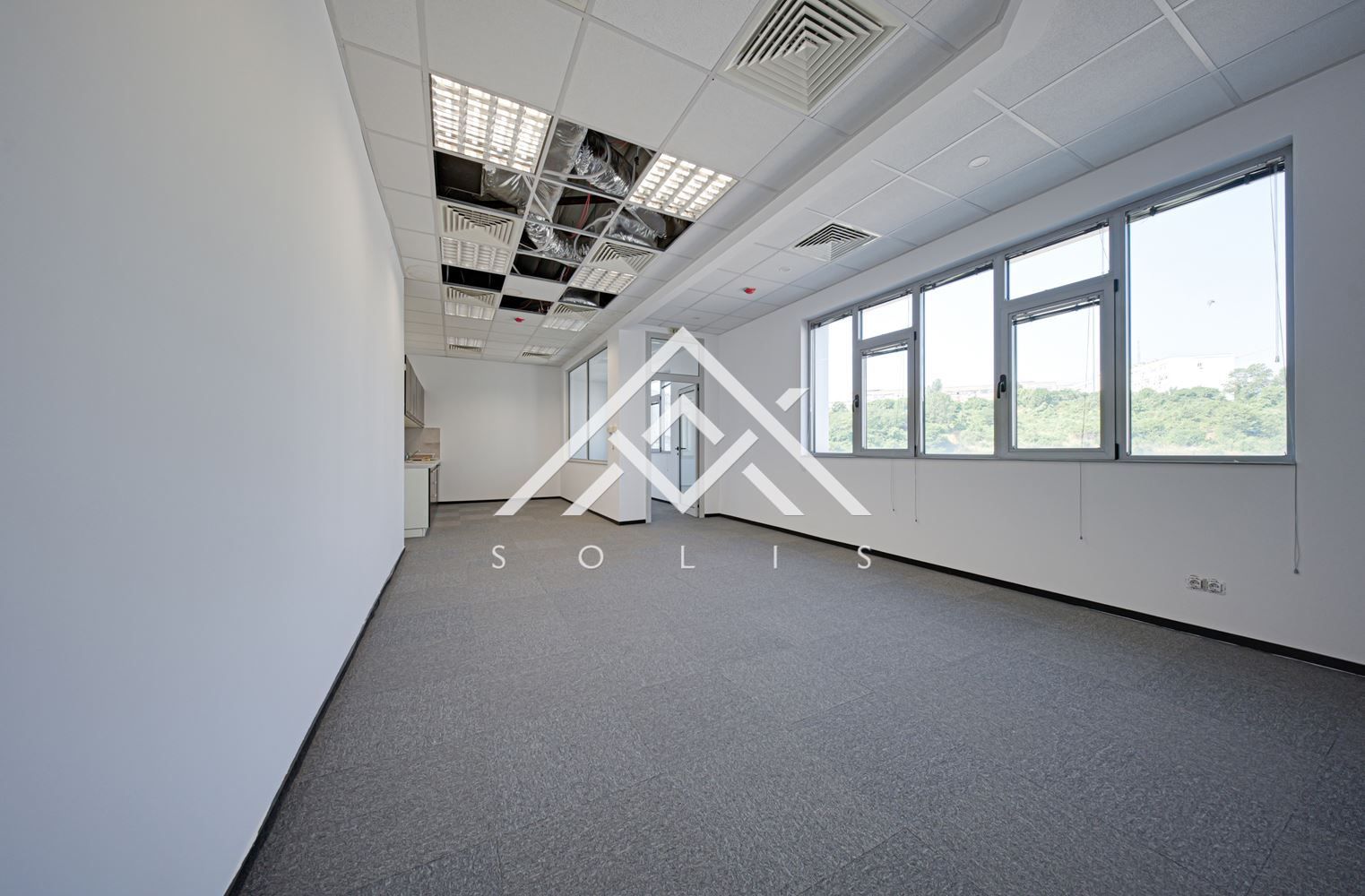 Office space for rent in Druzhba residential complex — near the metro station, with 30 parking spaces - 0