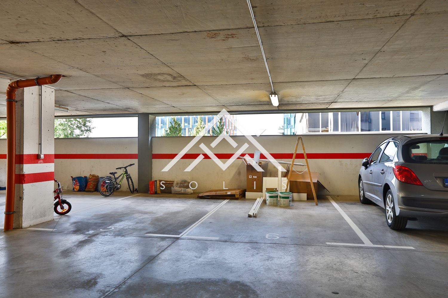 Designer four bedroom apartment with two parking spaces for rent in Residence Park Sofia - 0