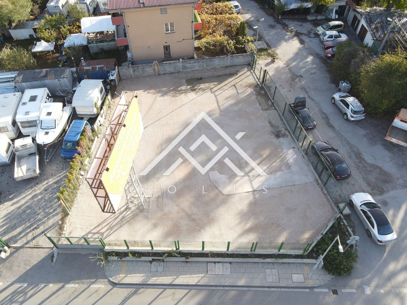 Eckgrundstück mit idealer Lage am Ring, in der Nähe der Samokovsko-Chaussee - 0