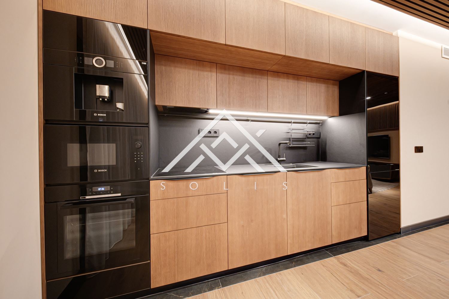 Тристаен елегантно обзаведен апартамент под наем в кв. Лозенец, комплекс “Secret Garden”-0 Тристаен елегантно обзаведен апартамент под наем в кв. Лозенец, комплекс "Secret Garden" - 0