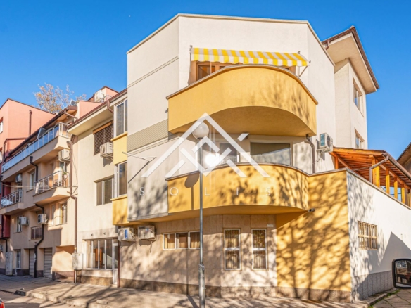 Detached functional house in the district of Sadiyski, Plovdiv - 0