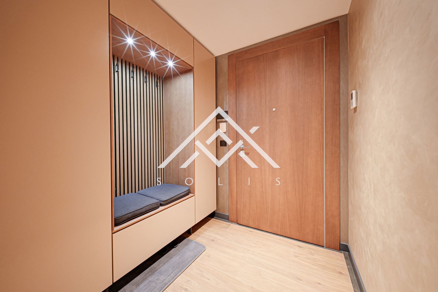 Тристаен елегантно обзаведен апартамент под наем в кв. Лозенец, комплекс “Secret Garden”-0 Тристаен елегантно обзаведен апартамент под наем в кв. Лозенец, комплекс "Secret Garden" - 0