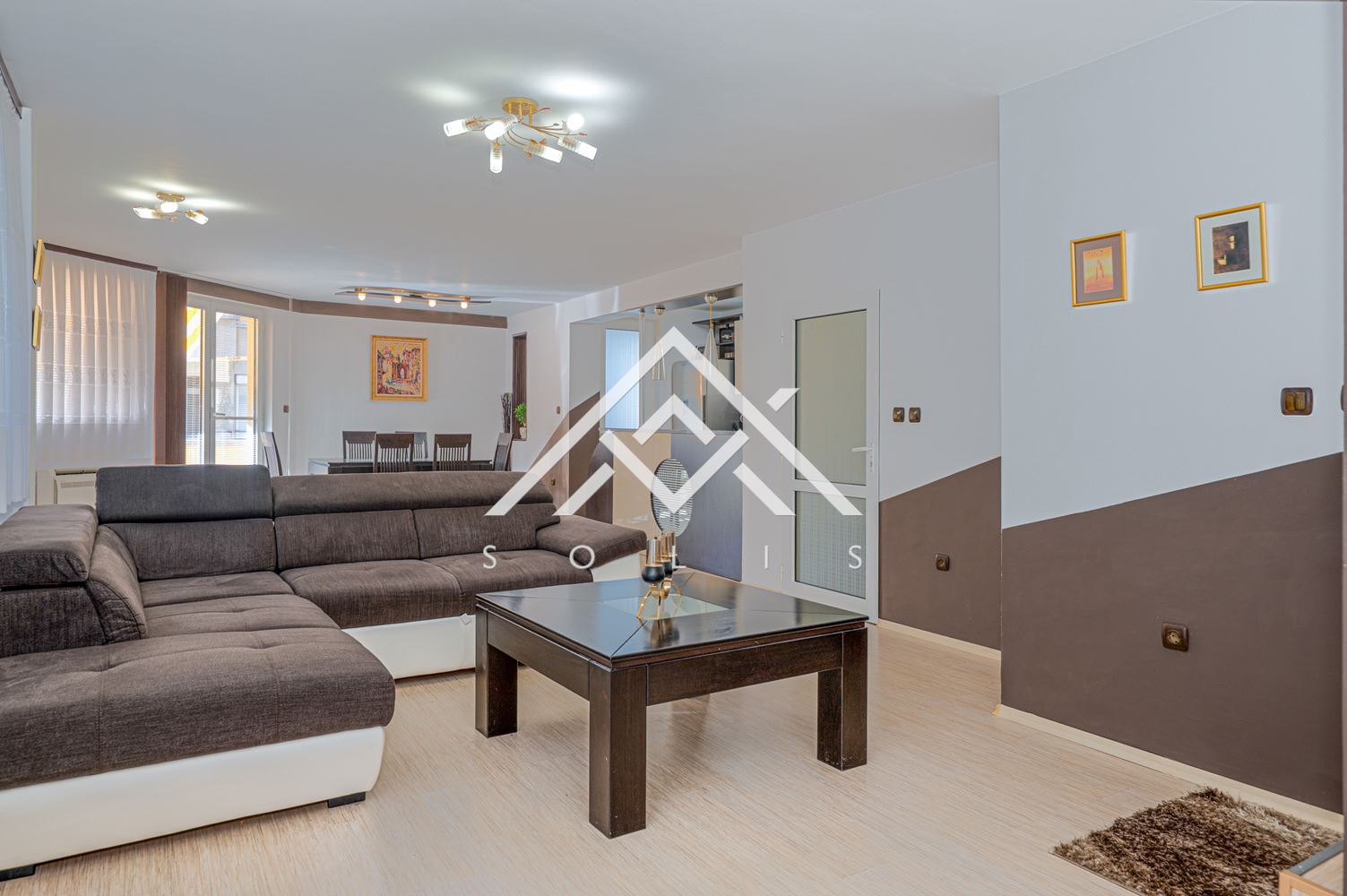 Самостоятелна функционална къща в кв. Съдийски, Пловдив-0 Самостоятелна функционална къща в кв. Съдийски, Пловдив - 0