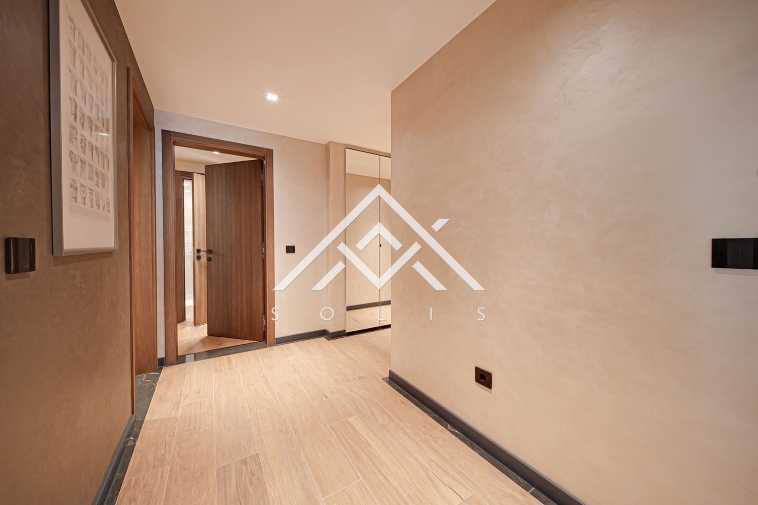 Тристаен елегантно обзаведен апартамент под наем в кв. Лозенец, комплекс “Secret Garden”-0 Тристаен елегантно обзаведен апартамент под наем в кв. Лозенец, комплекс "Secret Garden" - 0