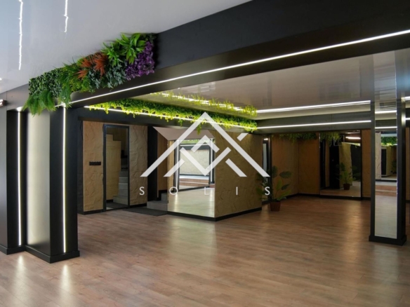 Луксозен магазин с топ локация в кв. Лозенец за продажба - 0