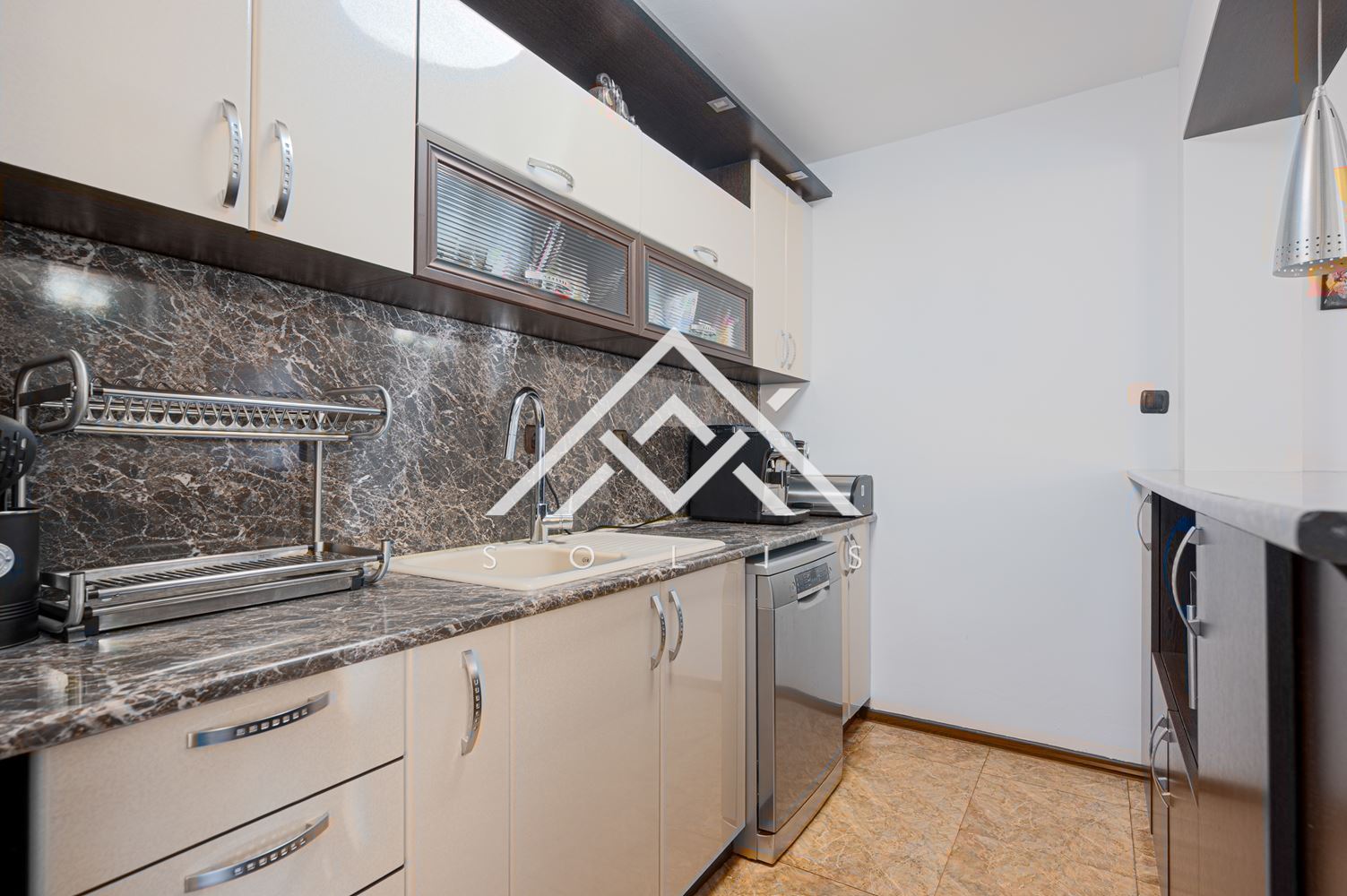 Самостоятелна функционална къща в кв. Съдийски, Пловдив-0 Самостоятелна функционална къща в кв. Съдийски, Пловдив - 0