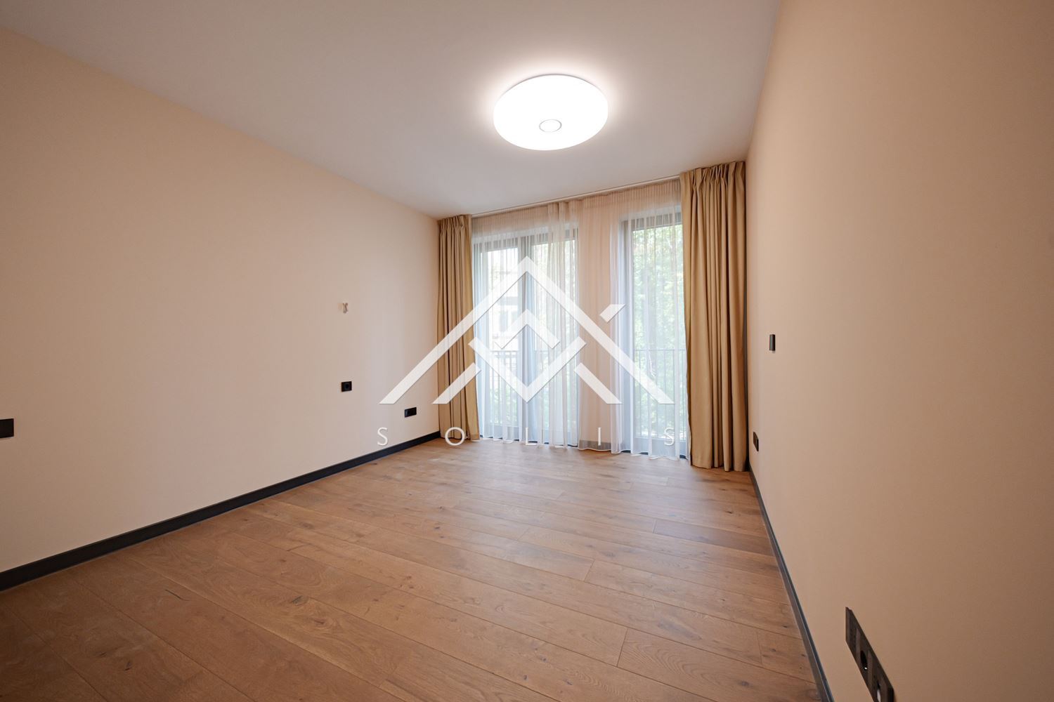 Тристаен елегантно обзаведен апартамент под наем в кв. Лозенец, комплекс “Secret Garden”-0 Тристаен елегантно обзаведен апартамент под наем в кв. Лозенец, комплекс "Secret Garden" - 0