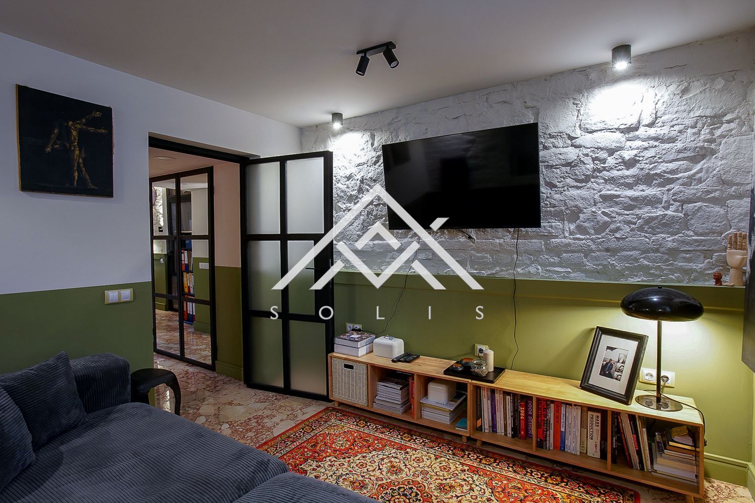 Ακίνητο προς πώληση στο ιστορικό κέντρο της Σόφιας Ανακαινισμένο ισόγειο σπιτιού με αυτόνομο ημιυπόγειο και αυλή-0 Ακίνητο προς πώληση στο ιστορικό κέντρο της Σόφιας Ανακαινισμένο ισόγειο σπιτιού με αυτόνομο ημιυπόγειο και αυλή - 0