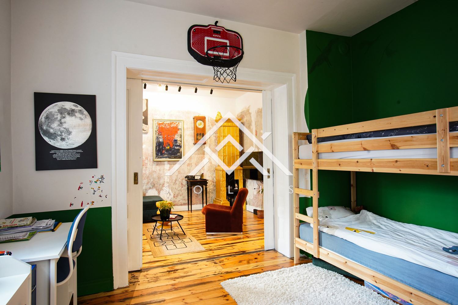 Ακίνητο προς πώληση στο ιστορικό κέντρο της Σόφιας Ανακαινισμένο ισόγειο σπιτιού με αυτόνομο ημιυπόγειο και αυλή-0 Ακίνητο προς πώληση στο ιστορικό κέντρο της Σόφιας Ανακαινισμένο ισόγειο σπιτιού με αυτόνομο ημιυπόγειο και αυλή - 0