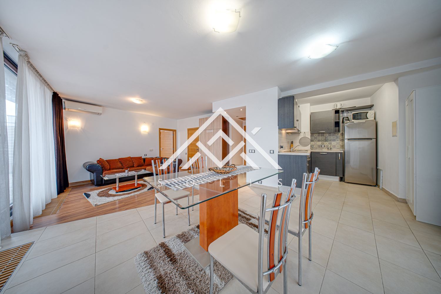 Двустаен апартамент под наем в кв. Кръстова вада, комплекс Silver City до Paradise Center-0 Двустаен апартамент под наем в кв. Кръстова вада, комплекс Silver City до Paradise Center - 0