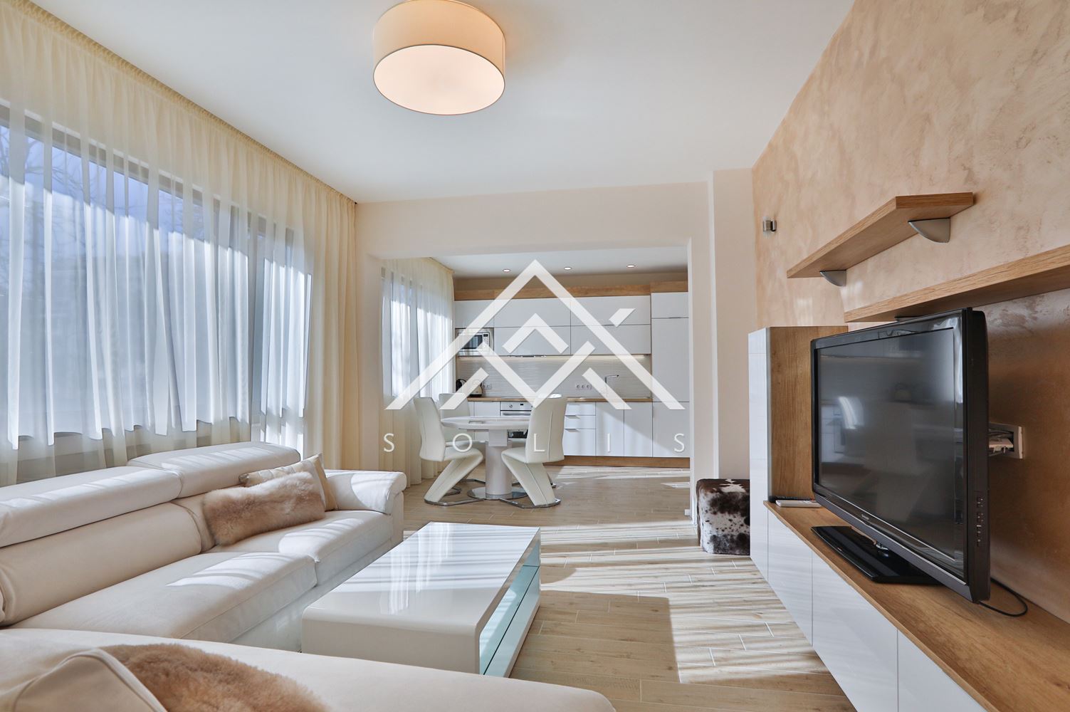 דירת מעצבים עם שני חדרי שינה להשכרה ברחוב פליקס קניץ-0 דירת מעצבים עם שני חדרי שינה להשכרה ברחוב פליקס קניץ - 0