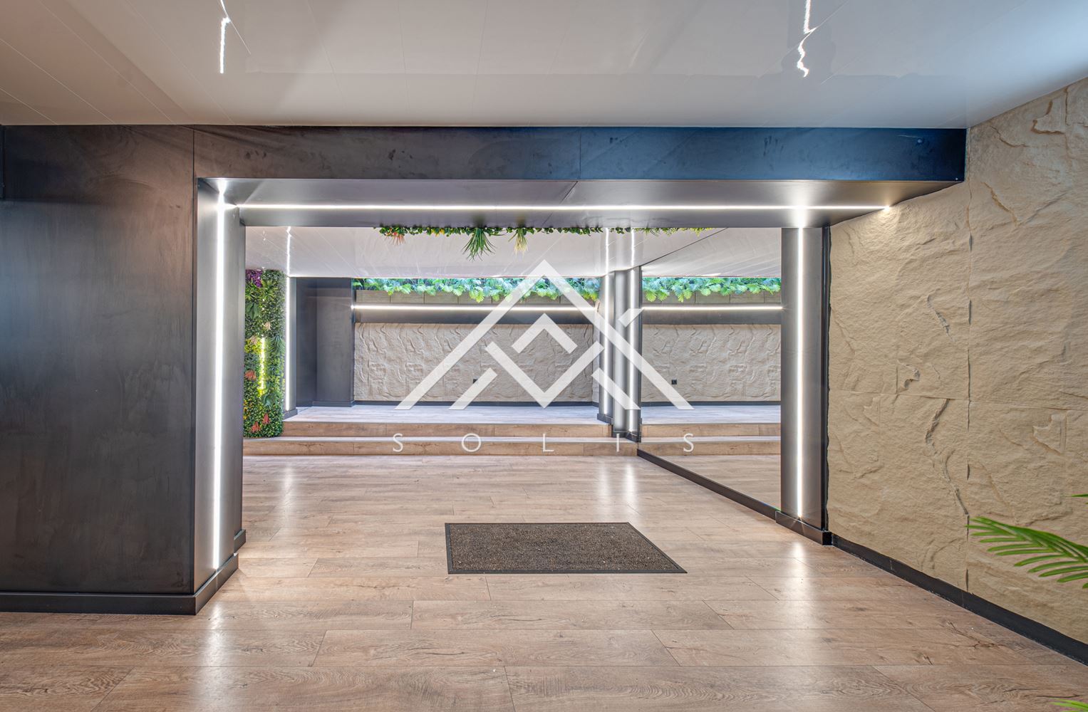 Луксозен магазин с топ локация в кв. Лозенец за продажба-0 Луксозен магазин с топ локация в кв. Лозенец за продажба - 0