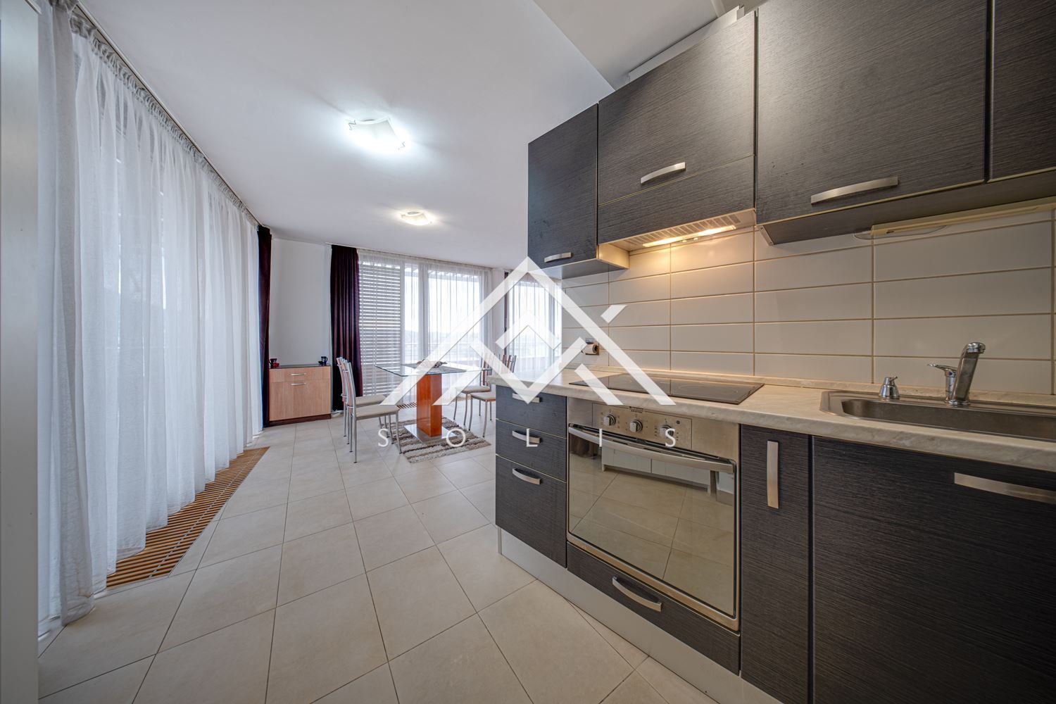 Двустаен апартамент под наем в кв. Кръстова вада, комплекс Silver City до Paradise Center-0 Двустаен апартамент под наем в кв. Кръстова вада, комплекс Silver City до Paradise Center - 0