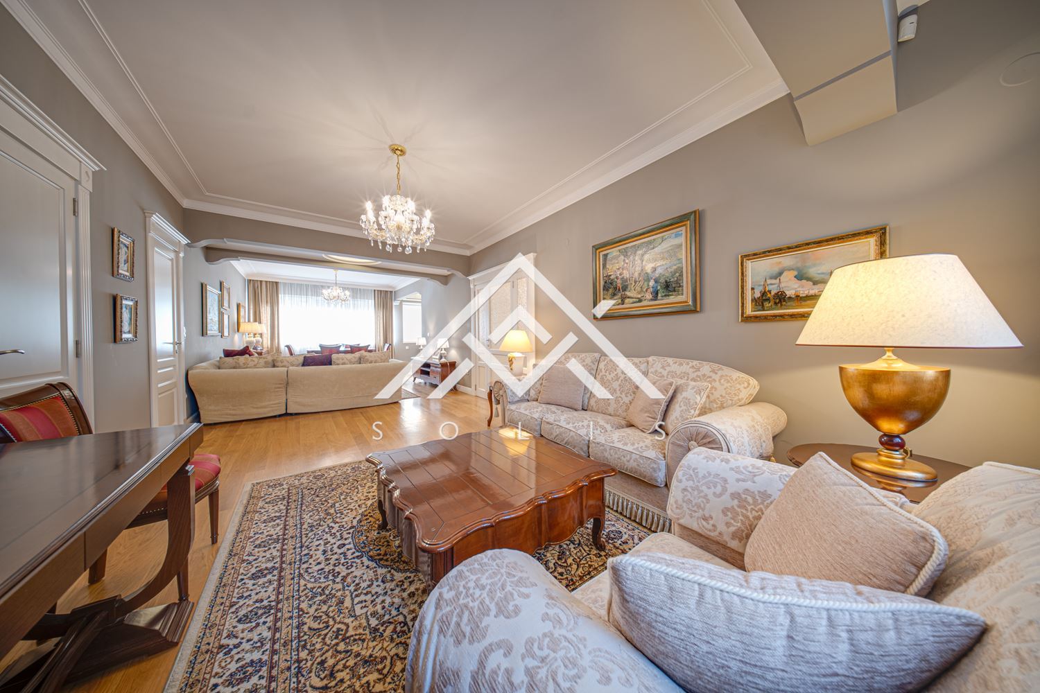 Тристаен апартамент под наем с две спални на бул. „Витоша“ | 180 кв.м | София-0 Тристаен апартамент под наем с две спални на бул. „Витоша“ | 180 кв.м | София - 0