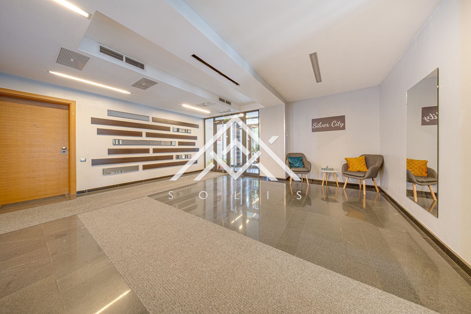 Двустаен апартамент под наем в кв. Кръстова вада, комплекс Silver City до Paradise Center-0 Двустаен апартамент под наем в кв. Кръстова вада, комплекс Silver City до Paradise Center - 0