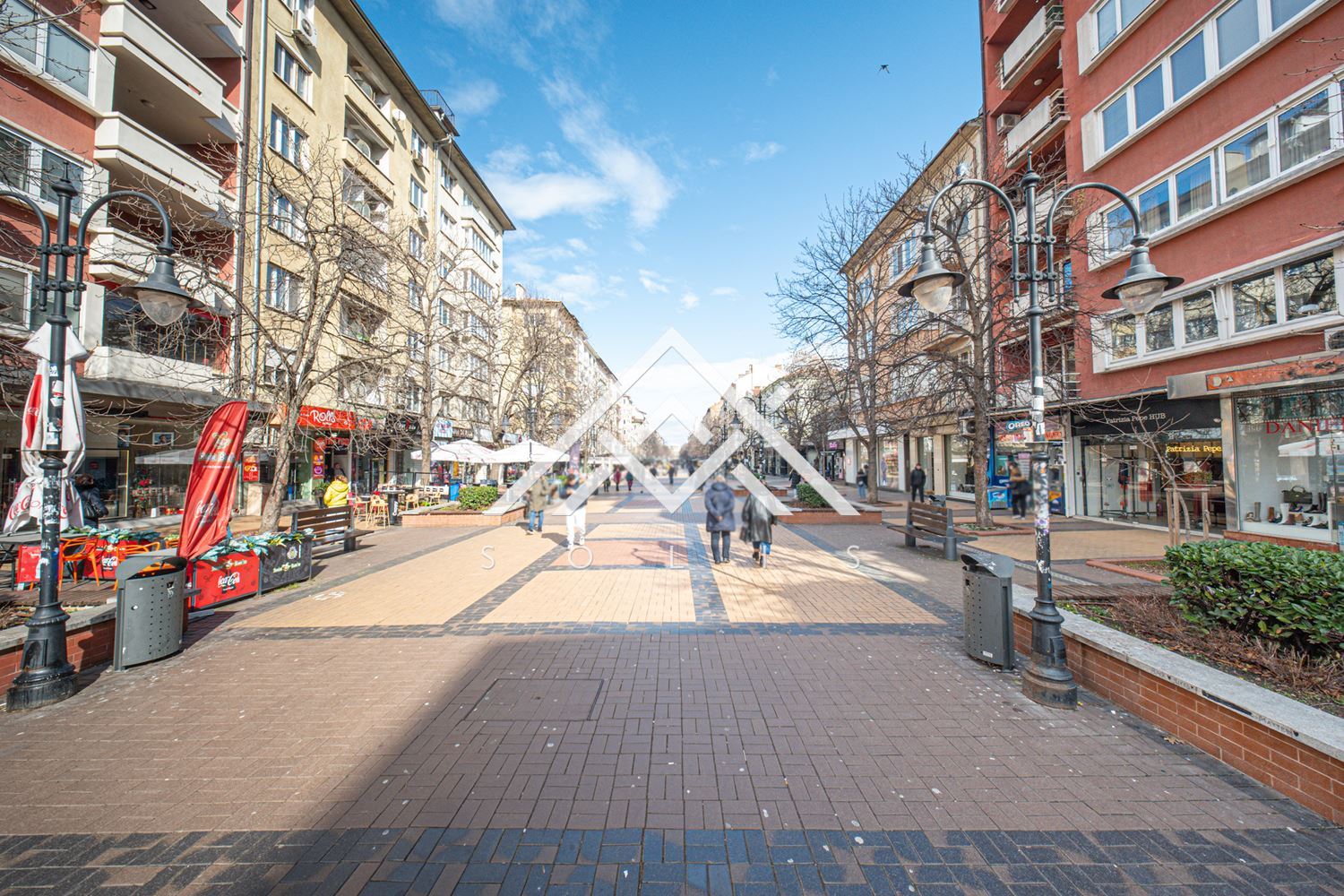 Тристаен апартамент под наем с две спални на бул. „Витоша“ | 180 кв.м | София-0 Тристаен апартамент под наем с две спални на бул. „Витоша“ | 180 кв.м | София - 0