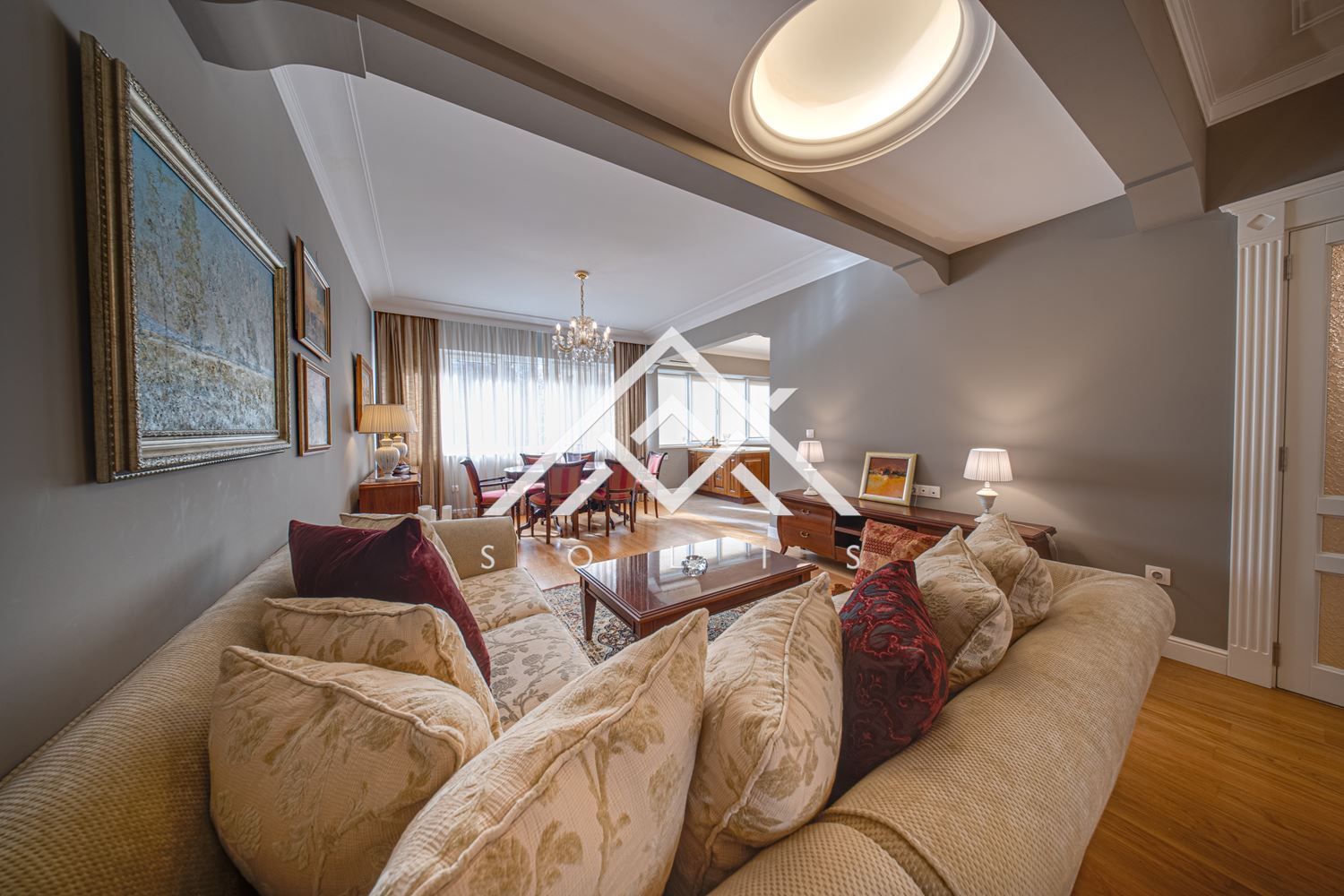 Тристаен апартамент под наем с две спални на бул. „Витоша“ | 180 кв.м | София-0 Тристаен апартамент под наем с две спални на бул. „Витоша“ | 180 кв.м | София - 0