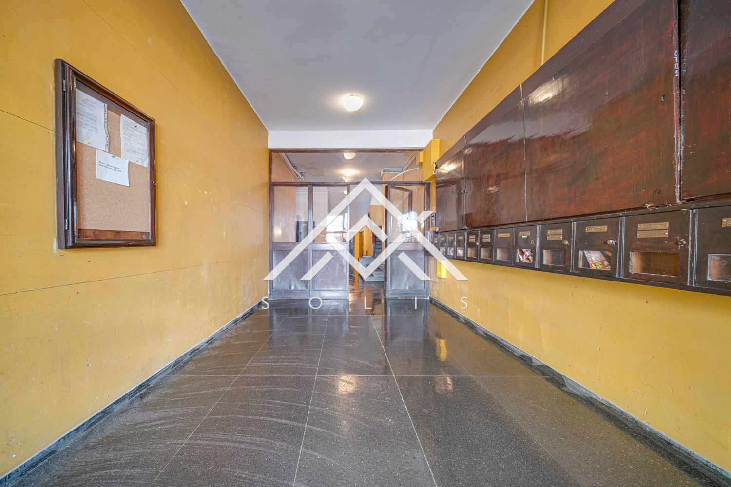 Тристаен апартамент под наем с две спални на бул. „Витоша“ | 180 кв.м | София-0 Тристаен апартамент под наем с две спални на бул. „Витоша“ | 180 кв.м | София - 0