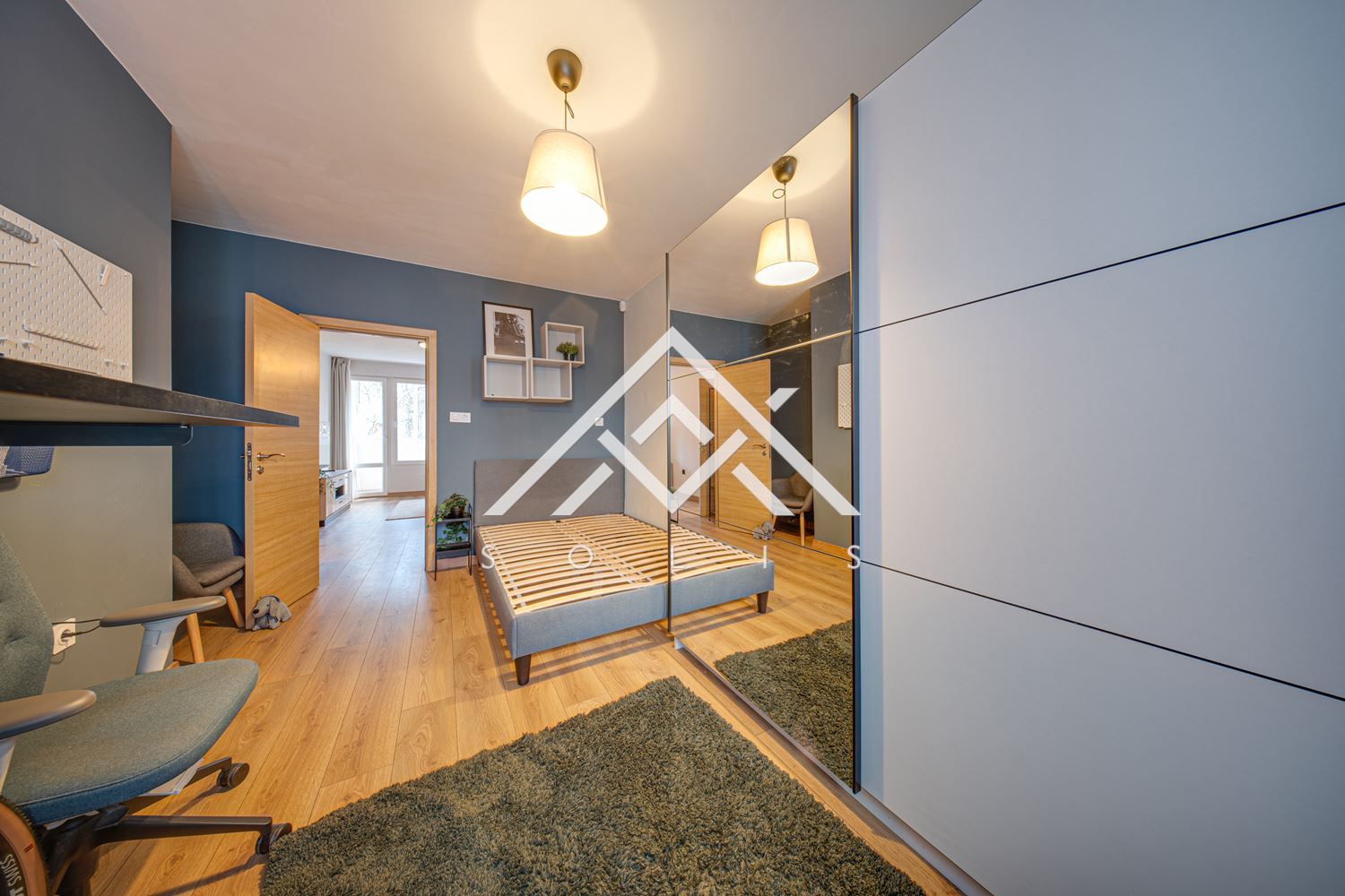 Тристаен апартамент под наем в кв. Гео Милев – висок първи етаж, зад пазара Ситняково-0 Тристаен апартамент под наем в кв. Гео Милев – висок първи етаж, зад пазара Ситняково - 0