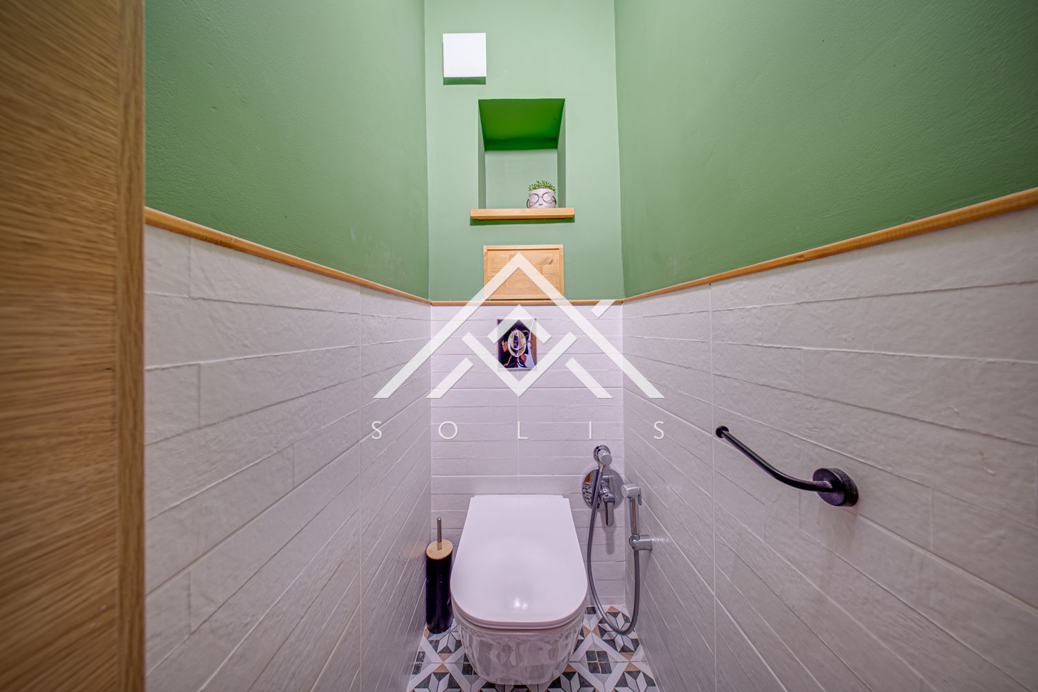 Тристаен апартамент под наем в кв. Гео Милев – висок първи етаж, зад пазара Ситняково-0 Тристаен апартамент под наем в кв. Гео Милев – висок първи етаж, зад пазара Ситняково - 0