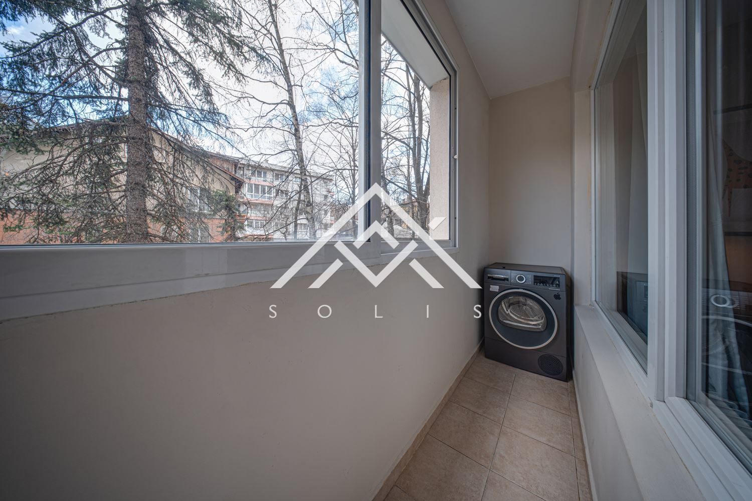 Тристаен апартамент под наем в кв. Гео Милев – висок първи етаж, зад пазара Ситняково-0 Тристаен апартамент под наем в кв. Гео Милев – висок първи етаж, зад пазара Ситняково - 0