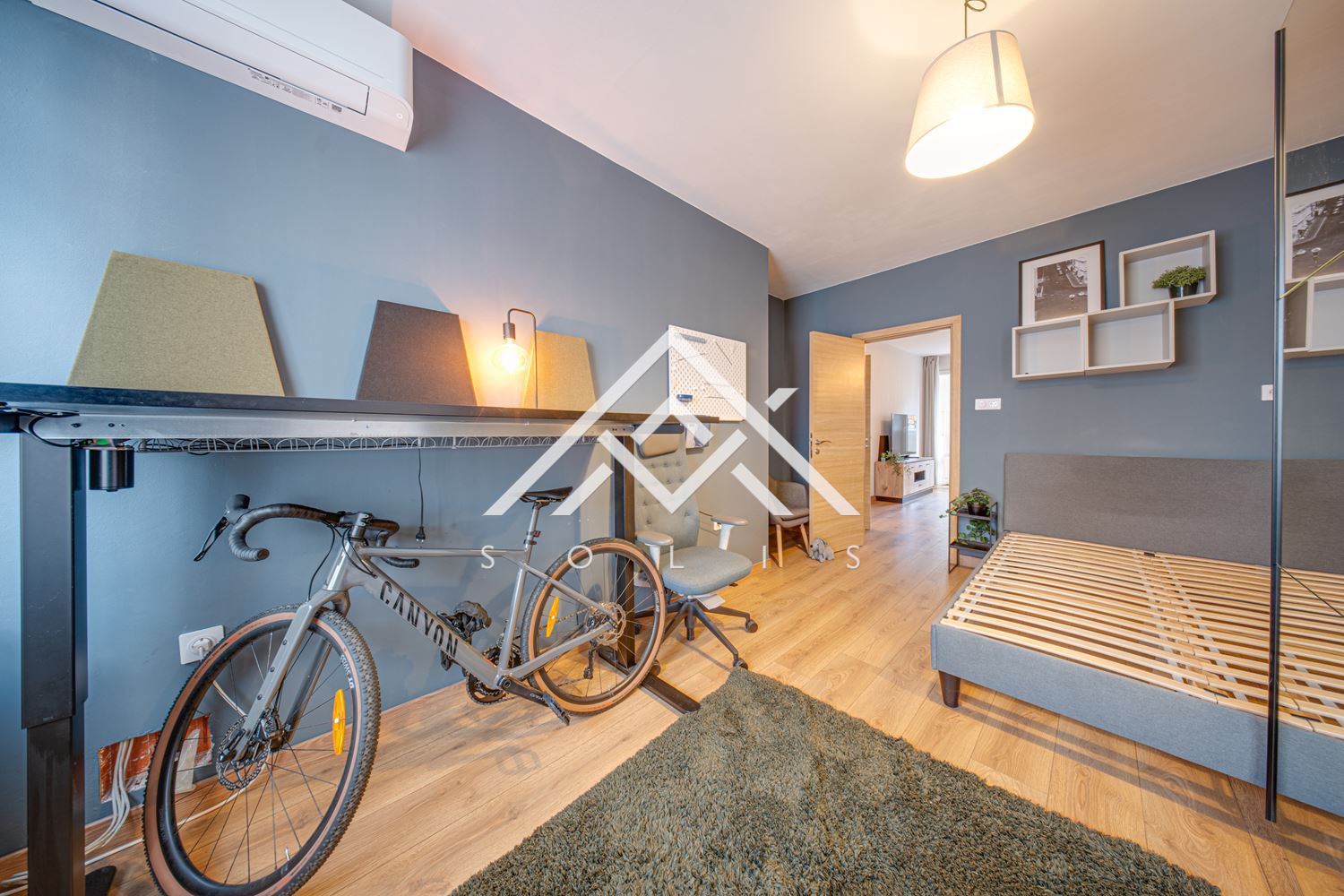 Тристаен апартамент под наем в кв. Гео Милев – висок първи етаж, зад пазара Ситняково-0 Тристаен апартамент под наем в кв. Гео Милев – висок първи етаж, зад пазара Ситняково - 0